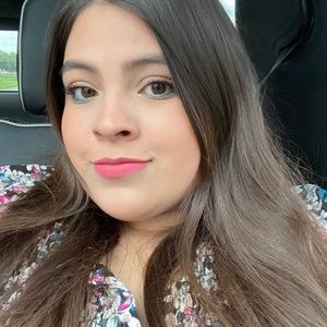 Meet your posher, Monica